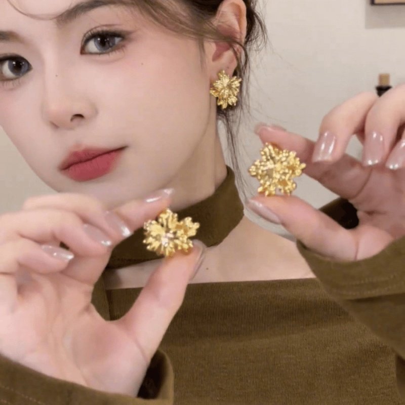 气质金色双层花朵耳钉2024新款爆款高级感精致前后式复古轻奢耳饰,饰品/流行首饰/时尚饰品新,耳钉,淘宝优惠券,粉丝福利购,淘宝优惠卷