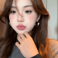高級感輕奢金屬素圈耳環(huán)女2024新款簡約氣質(zhì)設(shè)計感方圓臉耳釘耳飾