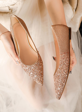 婚鞋2024年新款伴娘新娘结婚鞋尖头平底婚纱敬酒香槟色高跟婚礼鞋