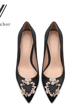 2024春季新款方扣水钻尖头浅口细跟单鞋中跟性感百搭黑色高跟鞋女