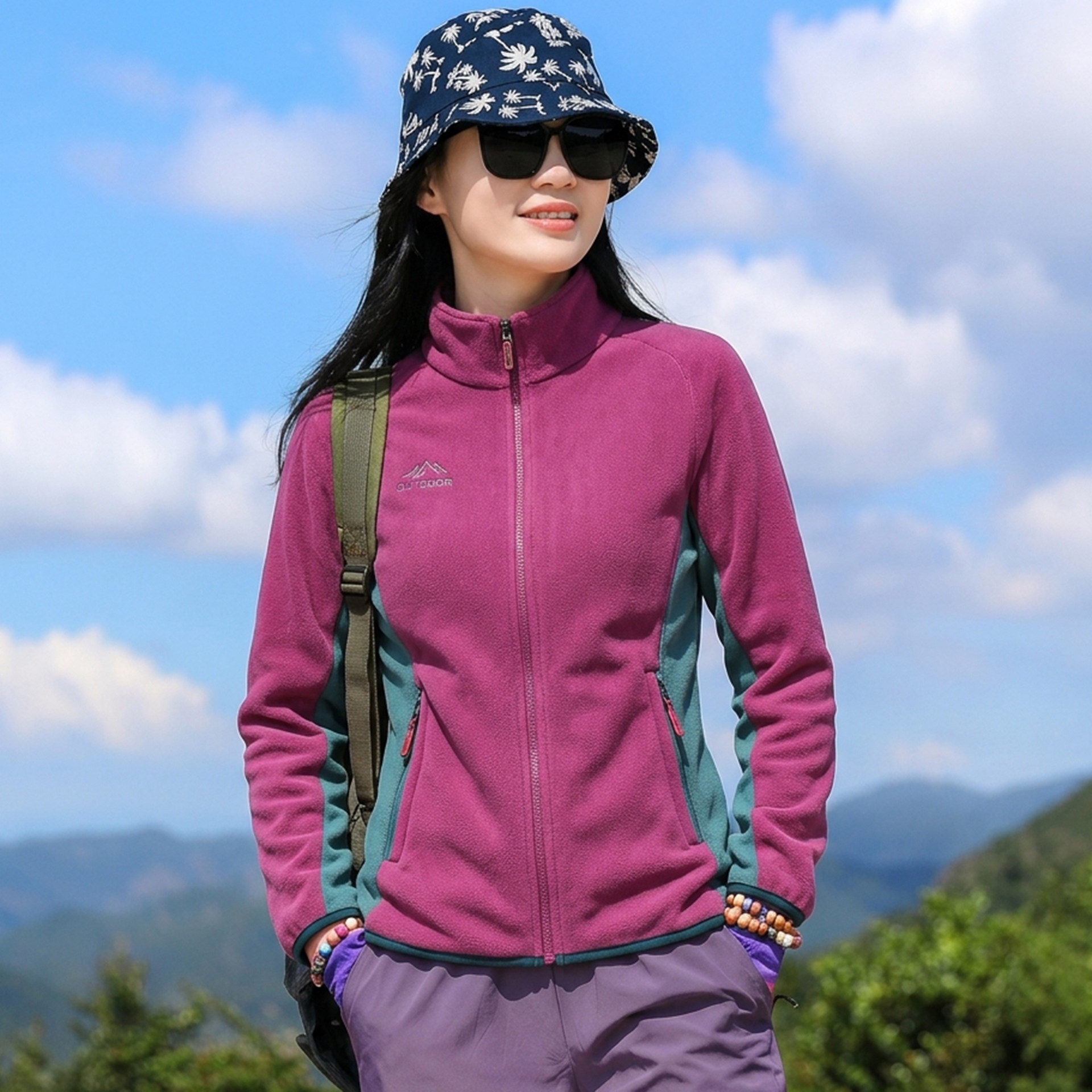 户外抓绒衣女式保暖防风冲锋衣内胆登山徒步休闲运动拼色上衣外套图片