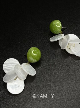 森系清新牛油果绿色天然贝壳流苏耳环女925银针ins设计感百搭耳饰