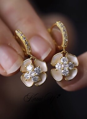 法式滴油白色锆石花朵耳环女精致清新小众优雅高级感百搭耳环耳饰