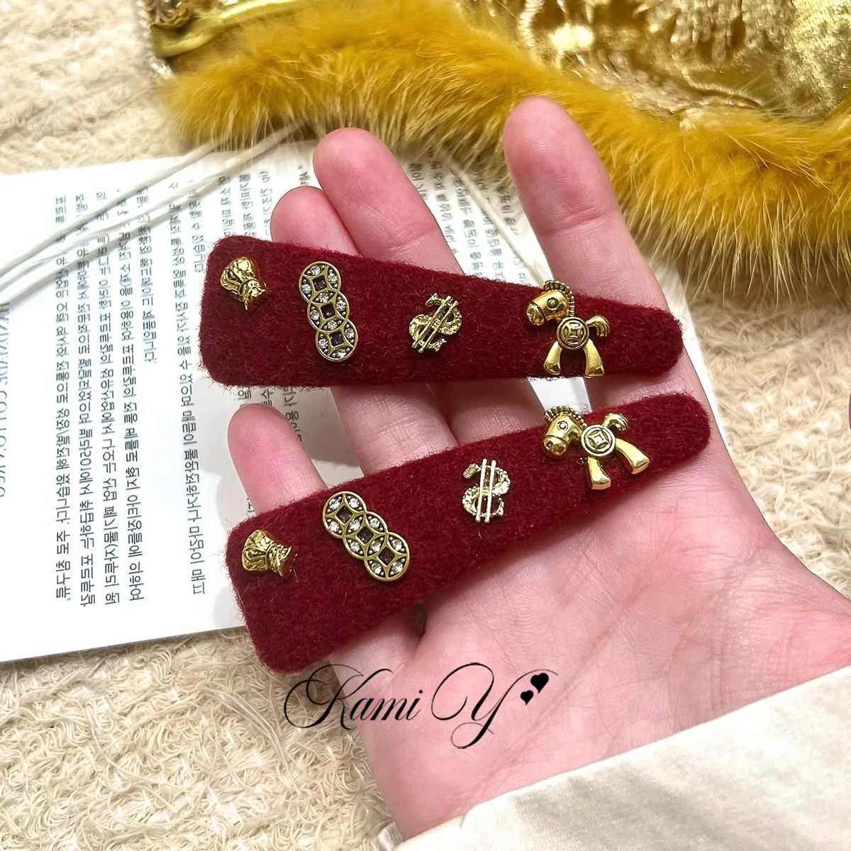 新年红色毛呢铜钱小马发夹女氛围感百搭侧边碎发刘海夹本命年发饰,饰品/流行首饰/时尚饰品新,发饰,淘宝优惠券,粉丝福利购,淘宝优惠卷