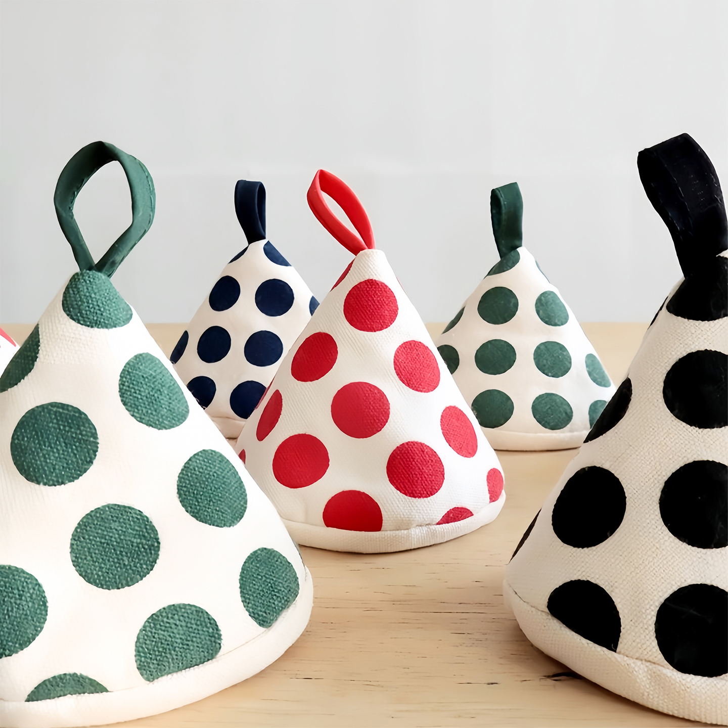 圆点三角隔热锅帽防烫神器