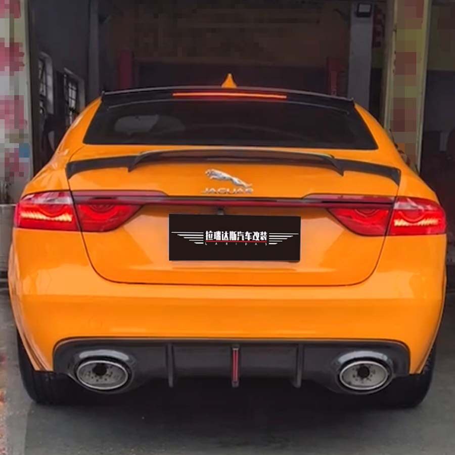 RS风格碳纤维后扩散器适用于捷豹XF 2016-2019后保险杠唇汽车配件