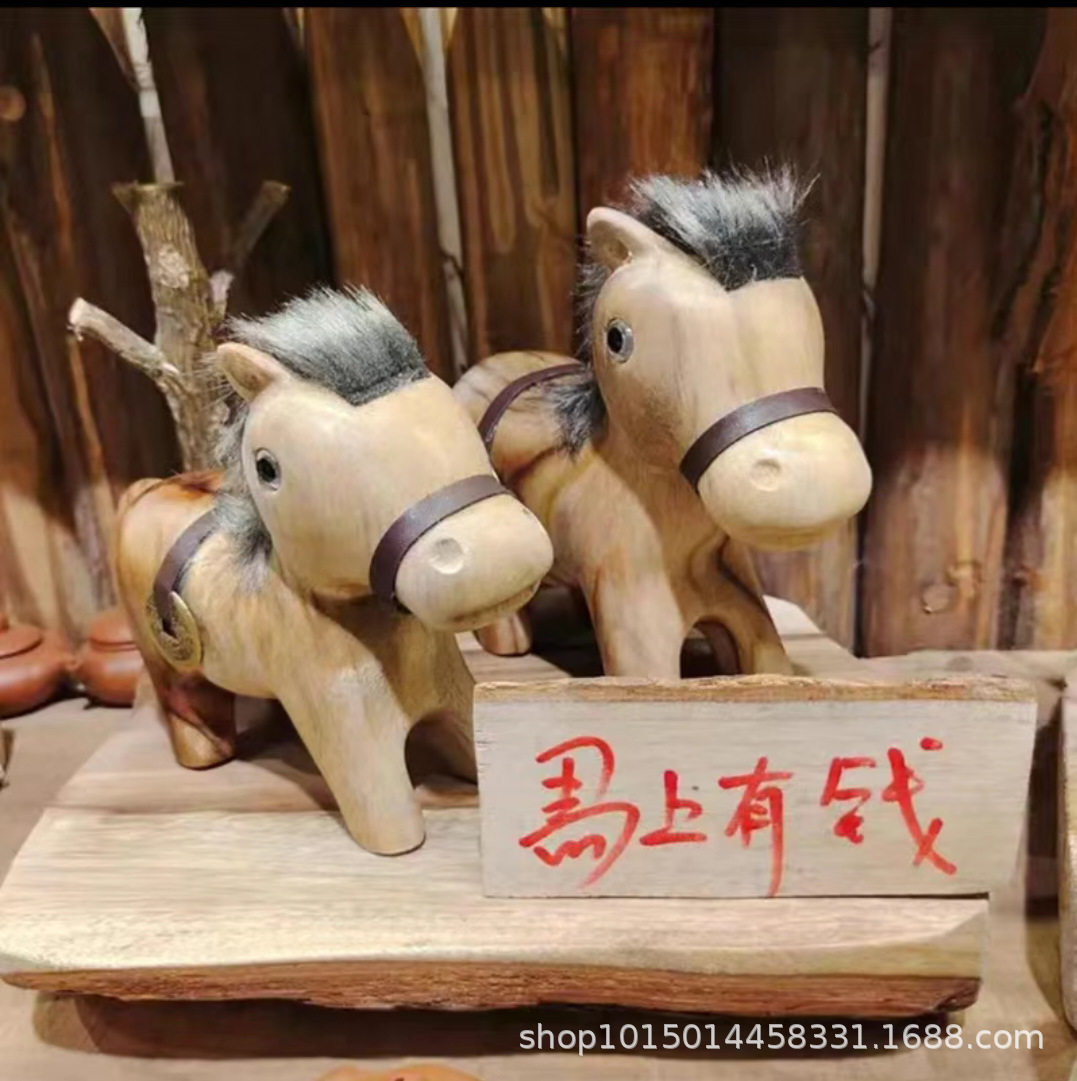 香樟木雕刻马上有钱无忧无虑小犟驴摆件景区热销精品驴木匠驴当家