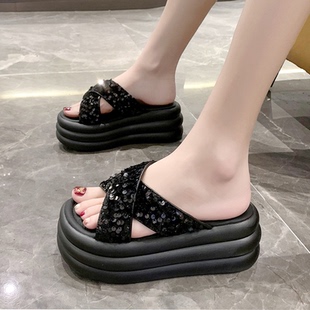 黑色厚底拖鞋外穿夏季女2026新款8cm增高时尚亮面松糕高级感凉拖