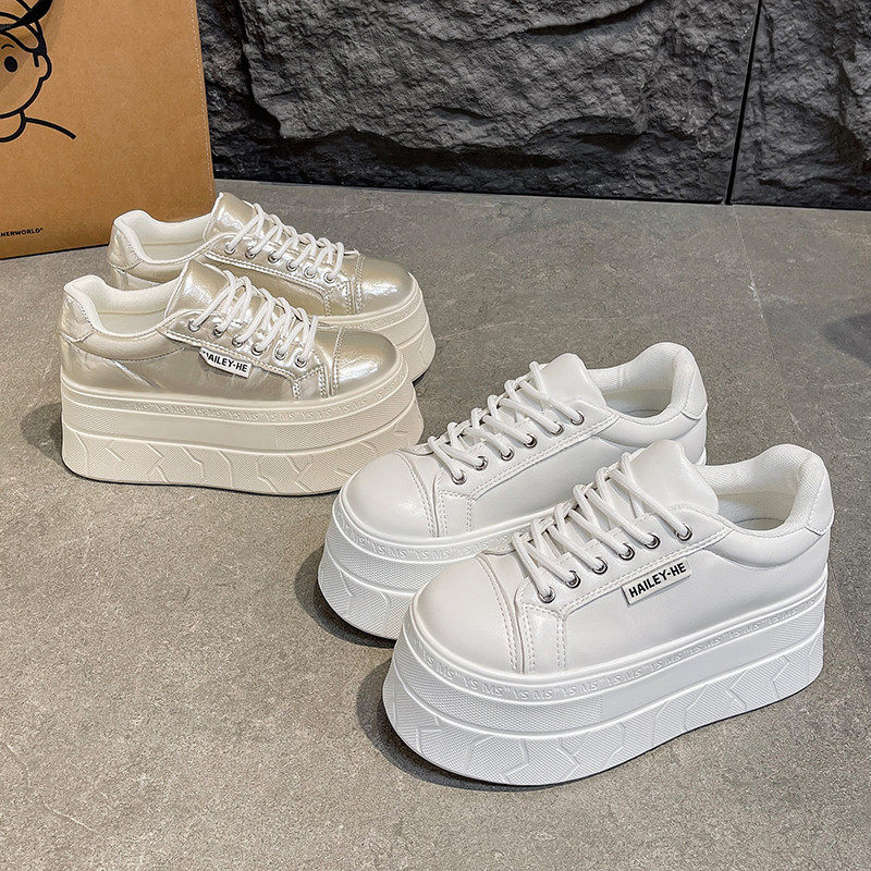 增高8cm女鞋厚底小白鞋2026春季新款小个子单鞋百搭松糕休闲板鞋