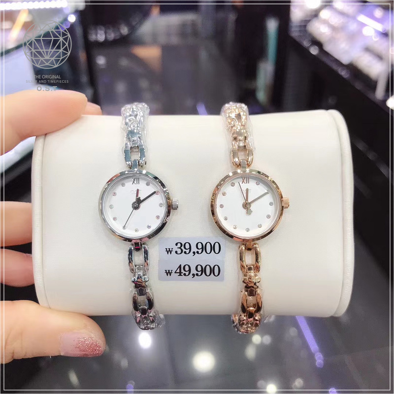 OST韩国代购手表女气质优雅星星花朵指针镂空细钢链新款石英腕表