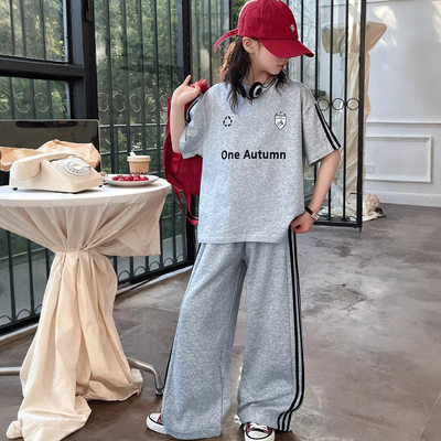 女童套装夏季2026新款大儿童洋气运动女孩休闲短袖字母T恤两件套