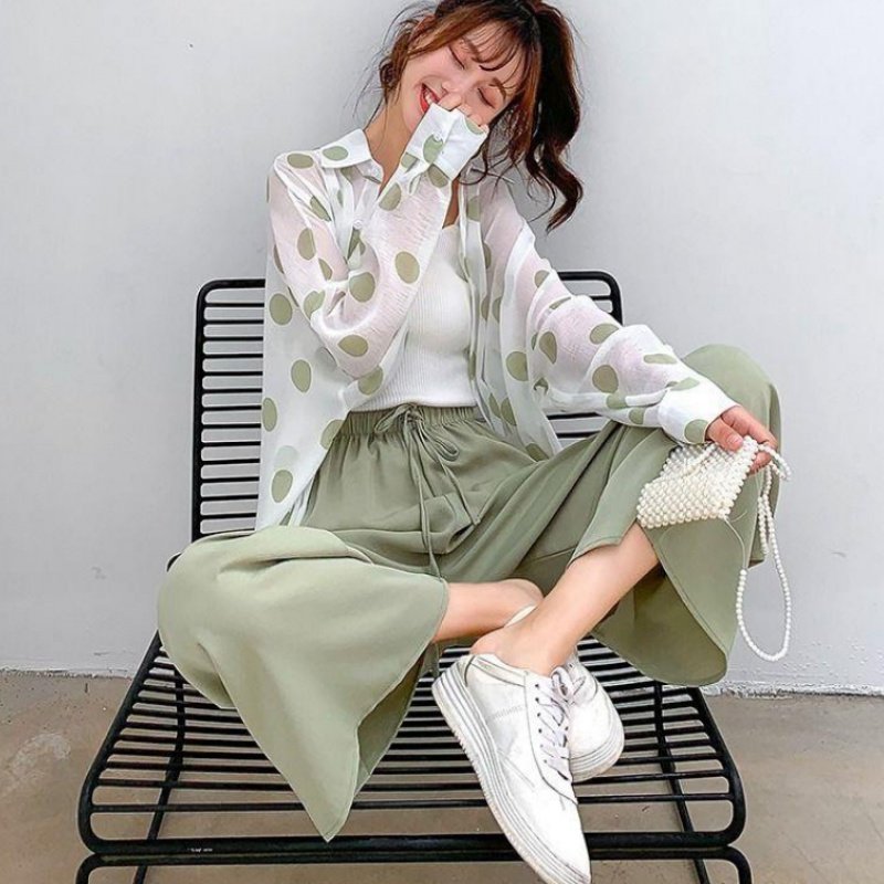 2020新款春季洋气时尚套装女小吊带波点雪纺防晒衫阔腿裤三件套夏