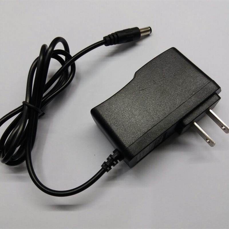 三友S6A+ S6 D6 电脑多功能钓鱼灯 数码强光探照灯 充电器怎么看?