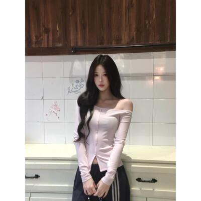 秋季粉色斜肩T恤女修身显瘦美式辣妹上衣长袖打底衫百搭小蛮腰