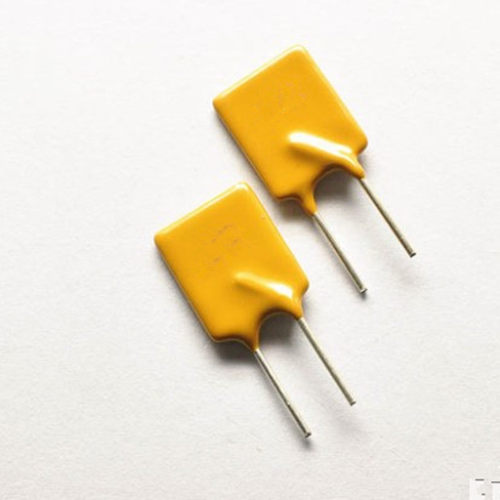 100pcs Self recovery fuse RUEF300 30V 3A PTCC UF300 PPTC