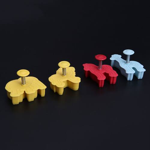 4Pcs 3D Animal Plastic Cookies Mold Fondant Cake Cutter Moul