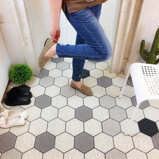 PVC Silk Loop Dust-proof Printed Doormat Geometry Black Whit