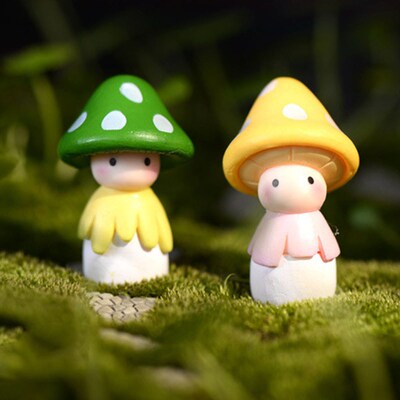 4pcs/lot Small Mushroom Dolls Miniature Garden Moss Micro
