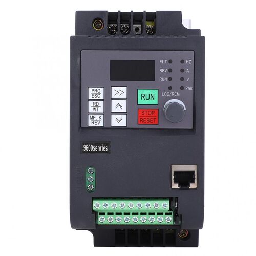 VFD Frequency Inverter 0.75KW Single Phase AC 220V Input 3 P