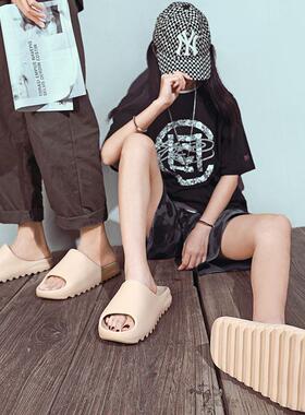 2021 New Niki Kanye Slippers Home Crocks Summer Multicolor B