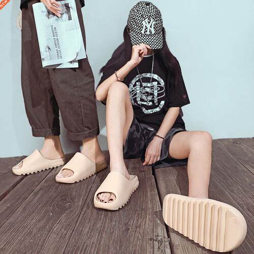 2021 New Niki Kanye Slippers Home Crocks Summer Multicolor B