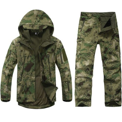 Tactical soft shell fleece jacket Men outdoor waterproof cam