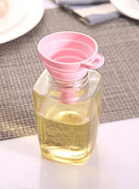 1pc Portable Mini Foldable Funnel Silicone Collapsible