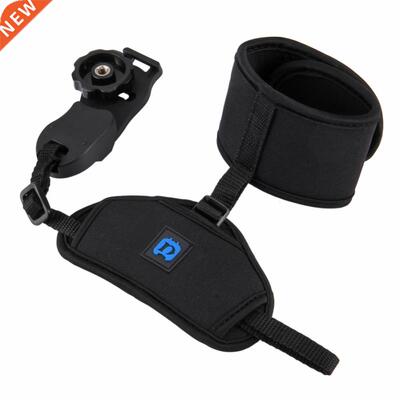 Digitalworld Softly Neoprene Hand with 1/4 inch Screw Plasti