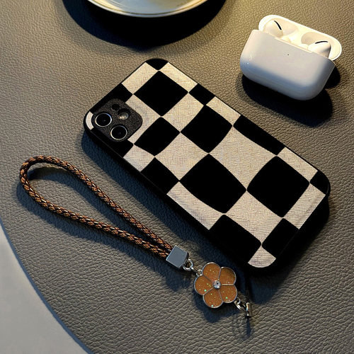适用黑白格iPhone13手机壳苹果13promax镜头全包挂手绳12限量版mini棋盘格x网红15新款17高级感16女神款14pro
