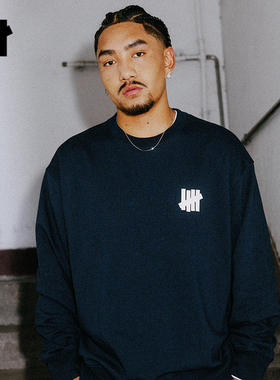 UNDEFEATED五条杠官方秋季新品时尚潮流休闲运动字母图案圆领卫衣