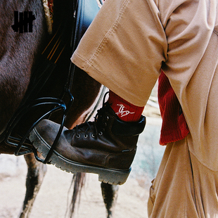 两双装 马年胶囊系列中筒运动袜 WILD UNDEFEATEDRIDING