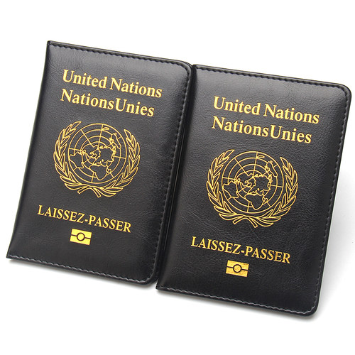 匠狮联合国护照夹保护皮套薄款男款女款便携护照包皮质护照本套