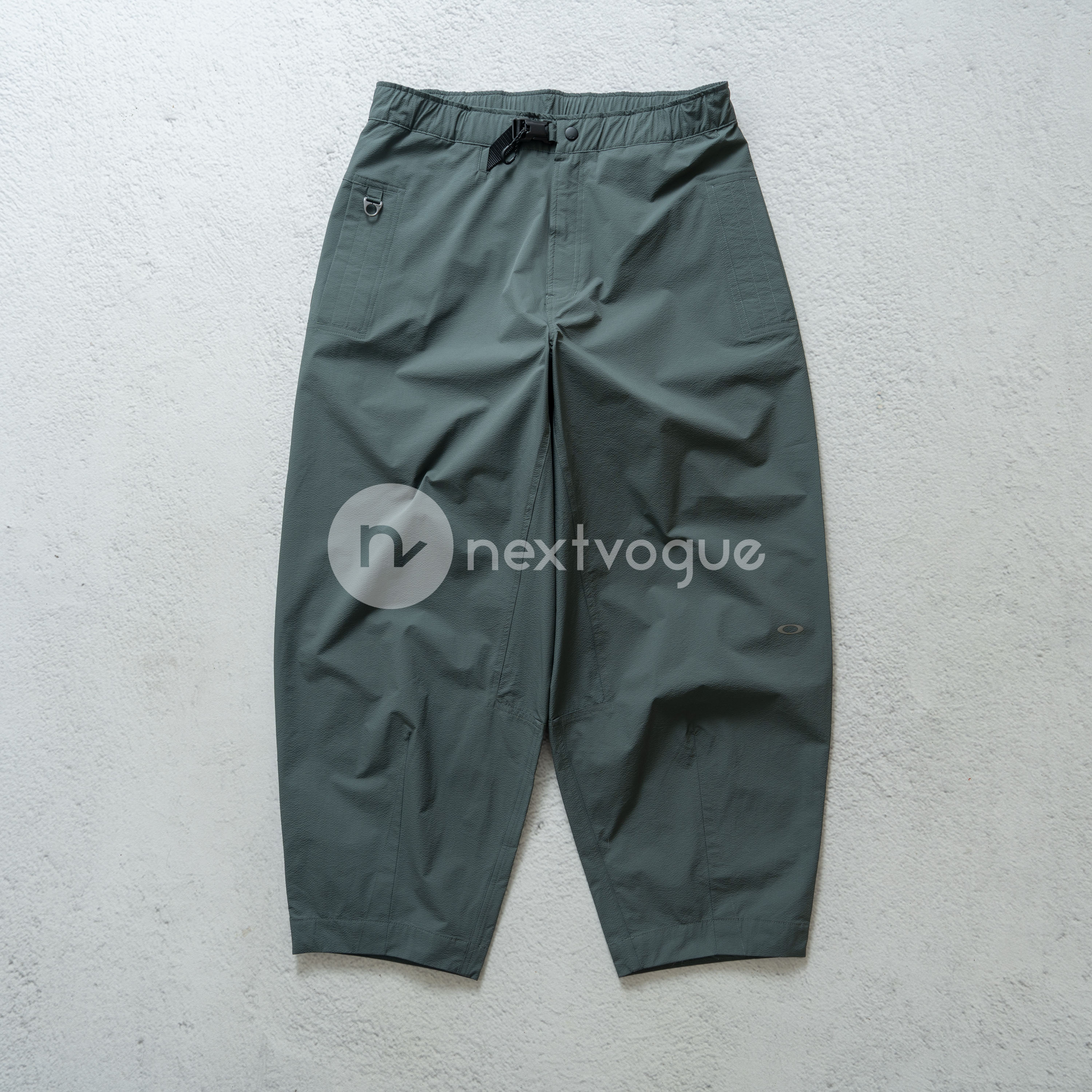 【NextVogue】Oakley FGL FARI PANTS 6.0防水尼龙宽松锥形休闲裤