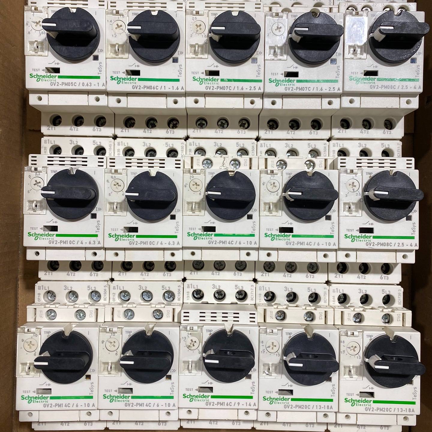 议价施耐德GV2PM05C 06C 07C 08C 10C 14适用