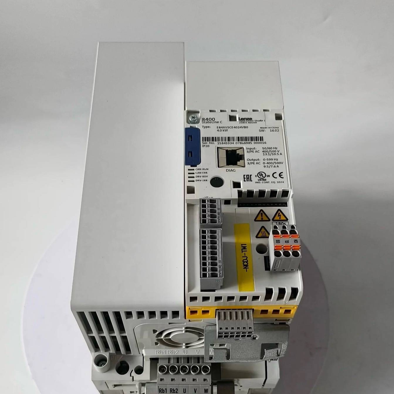 议价8400变频器E84AVSCE4024VB0适用