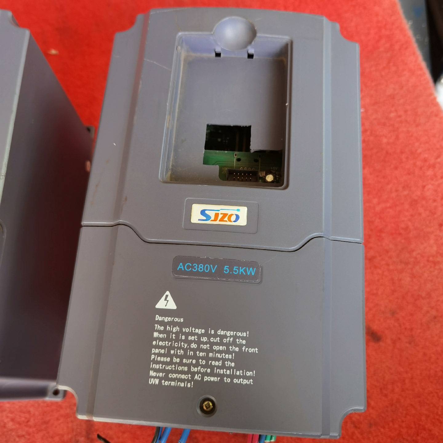 议价世纪中变频器ZQ510A-5R5G3B 5.5KW 380V适用