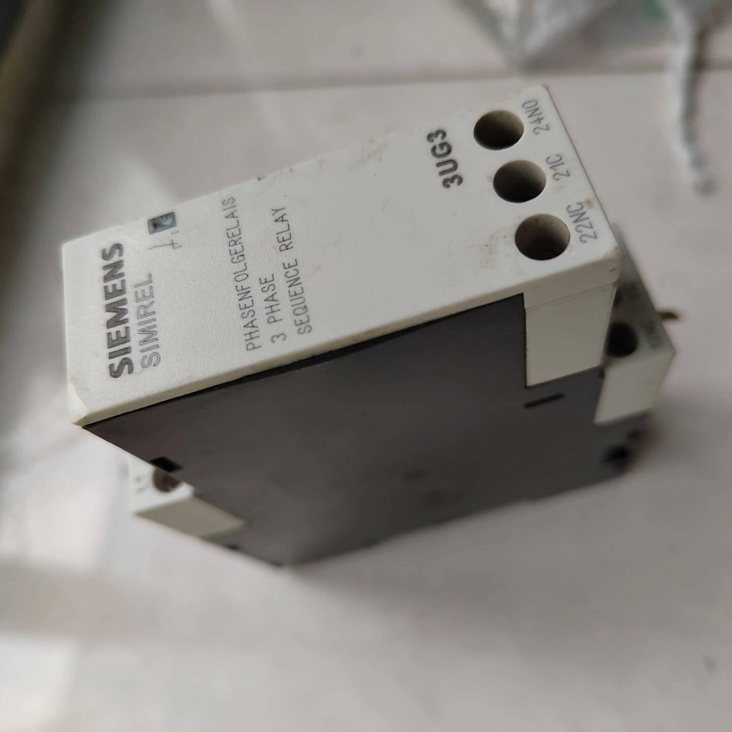 议价继电器1台，型号：3UG3511-1BQ50，成色适用