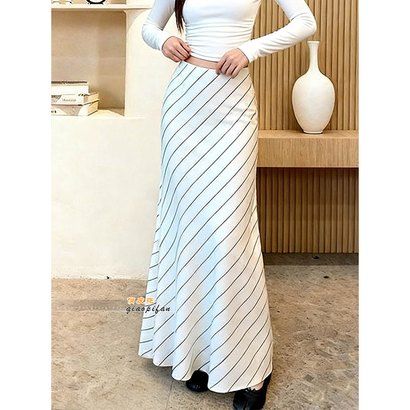 复古优雅风灰色条纹设计半身裙女2026春季新款鱼尾显瘦修身气质裙