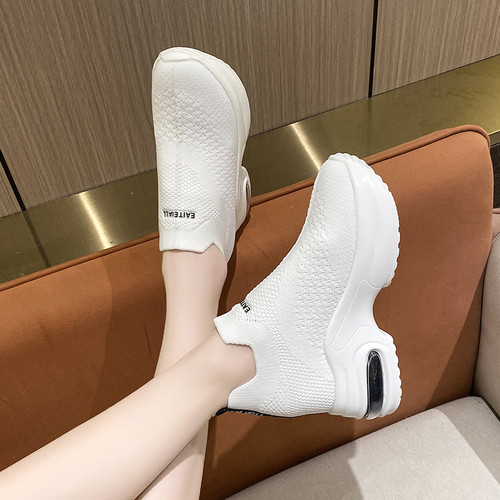 内增高小白鞋女超火厚底针织百搭