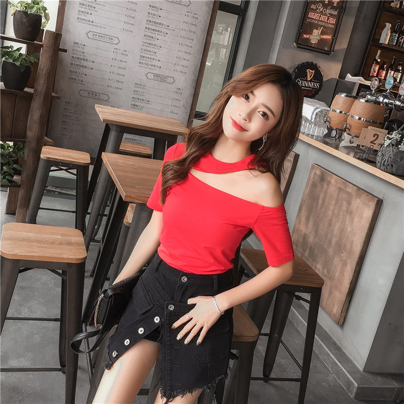 黑色短袖女棉T小心机锁骨露肩t恤性感韩版紧身显瘦夏季短款上衣潮