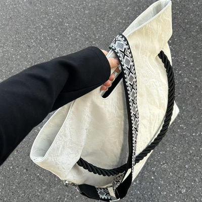 小众设计感托特包大容量单肩包