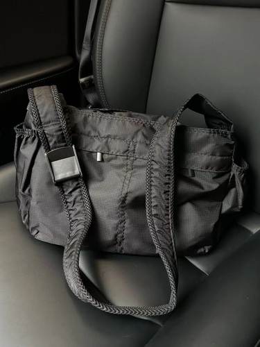 尼龙布单肩斜挎防水运动休闲包