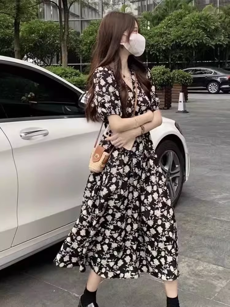 秒杀】D1新款法式纯色碎花长裙子女收腰显瘦度假风沙滩连衣裙