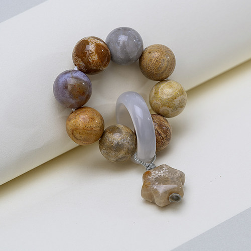 简修行珊瑚玉手捻手机链包挂饰