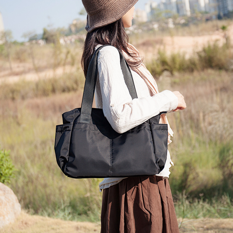 包包女新款防水尼龙托特包女单肩手提包韩版大容量包布袋上班女包