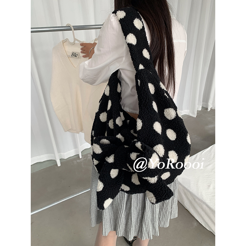 波点毛绒大容量单肩包毛绒托特包