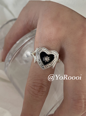 YoRoooi 春夏新款复古黑色爱心珐琅戒指轻奢滴油百搭个性食指戒女