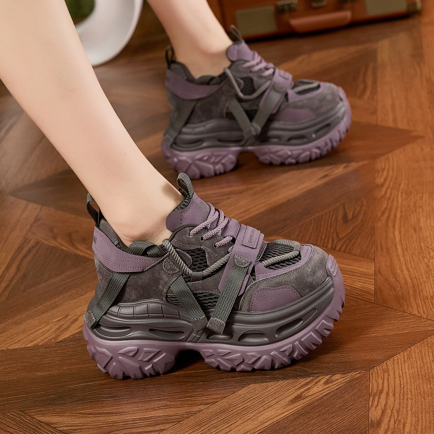 欧洲站老爹鞋女显脚小运动休闲鞋