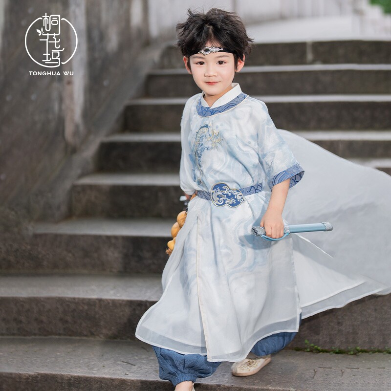 桐花坞明制改良汉服男童夏季2026新款儿童武侠风男孩演出古风套装