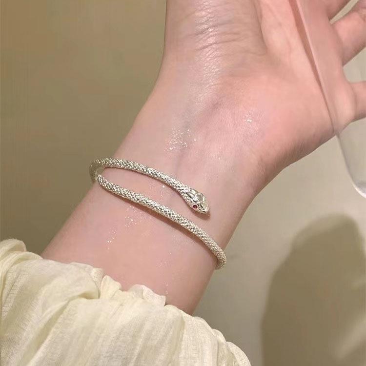 小醋包手炼小醋包同款手环女逆爱池骋灵蛇开口可调节气质百搭设计